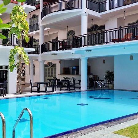 Chill Hill Hikkaduwa Hotel Bagian luar foto