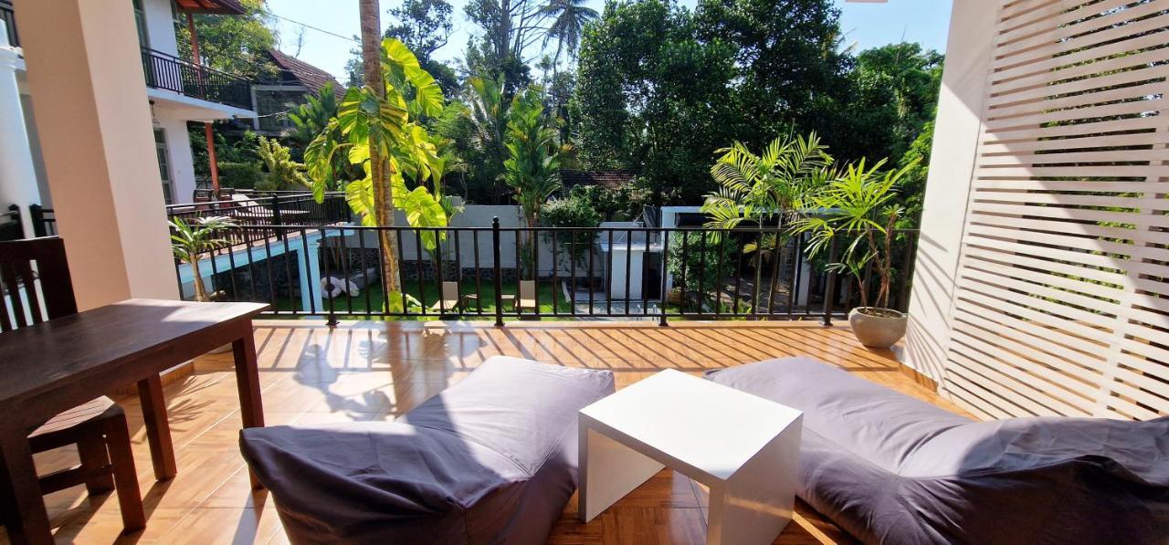 Chill Hill Hikkaduwa Hotel Bagian luar foto