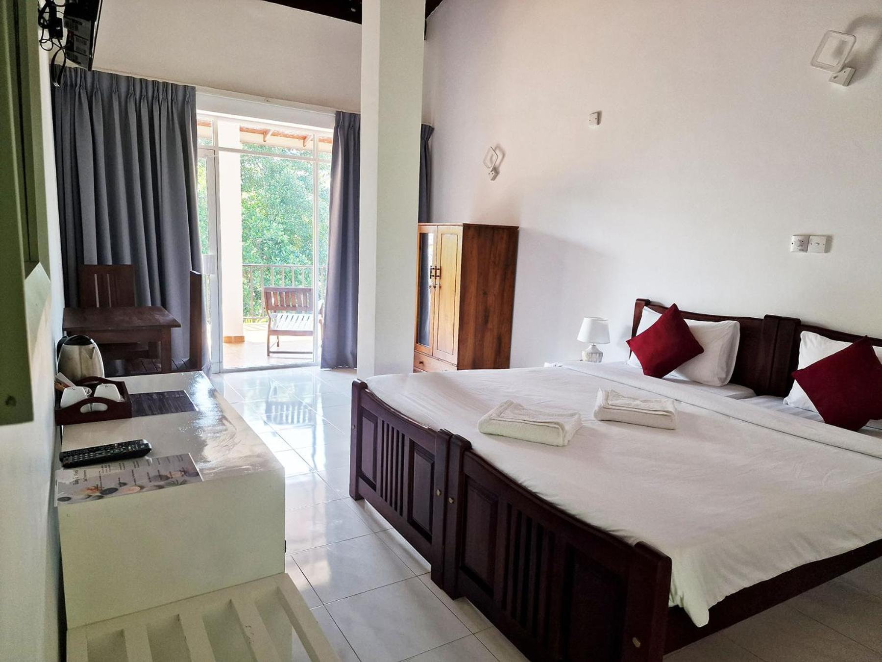 Chill Hill Hikkaduwa Hotel Bagian luar foto