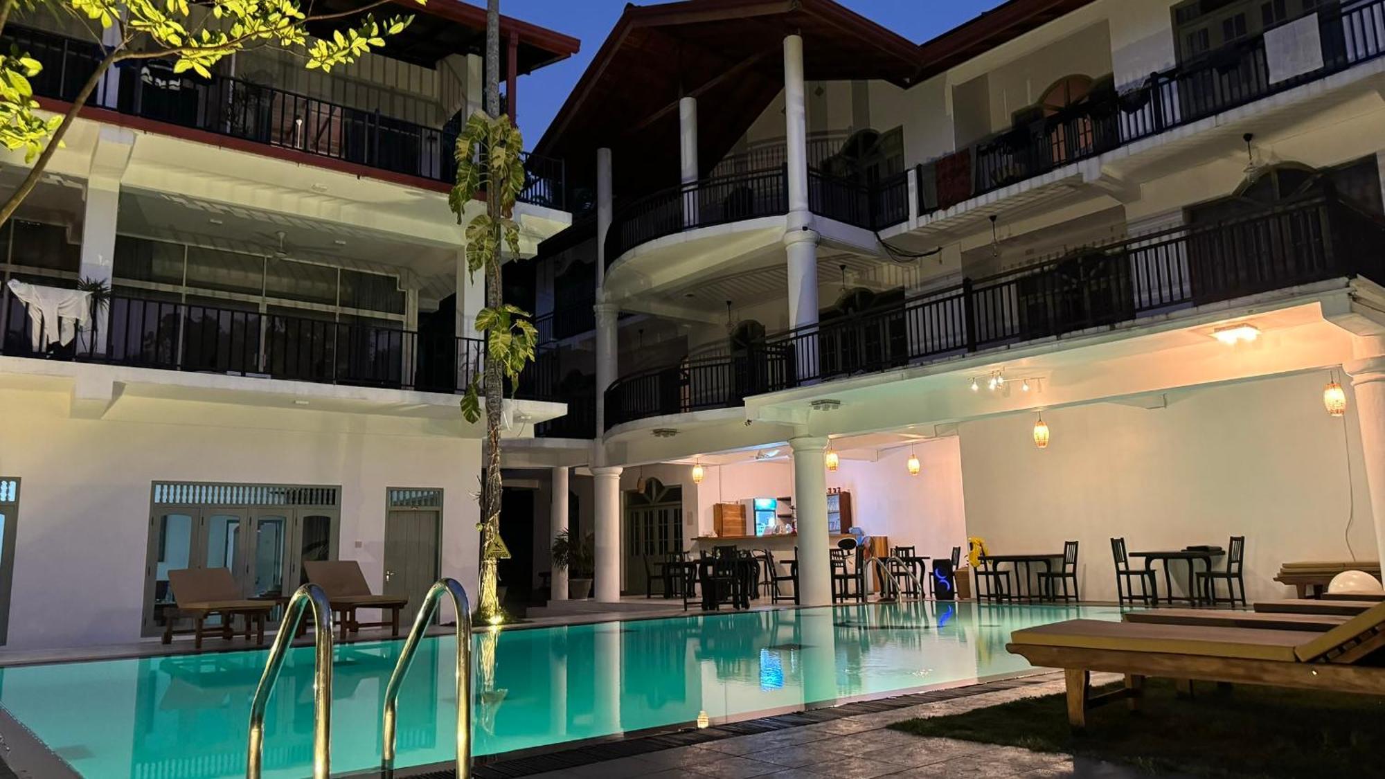 Chill Hill Hikkaduwa Hotel Bagian luar foto